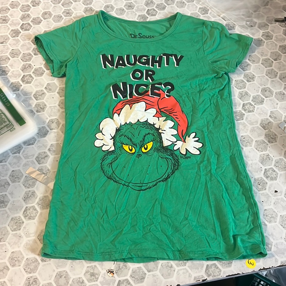 Dr Seuss XS Green Naughty or Nice Grinch Graphic Short Sleeve T Shirt